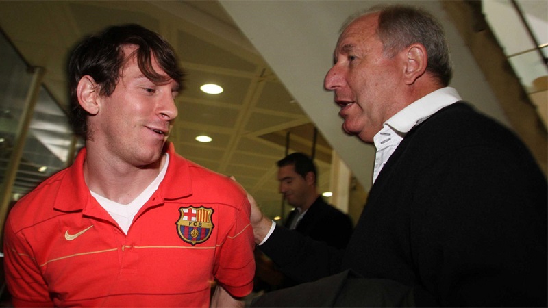 Tiền đạo Carles Rexach